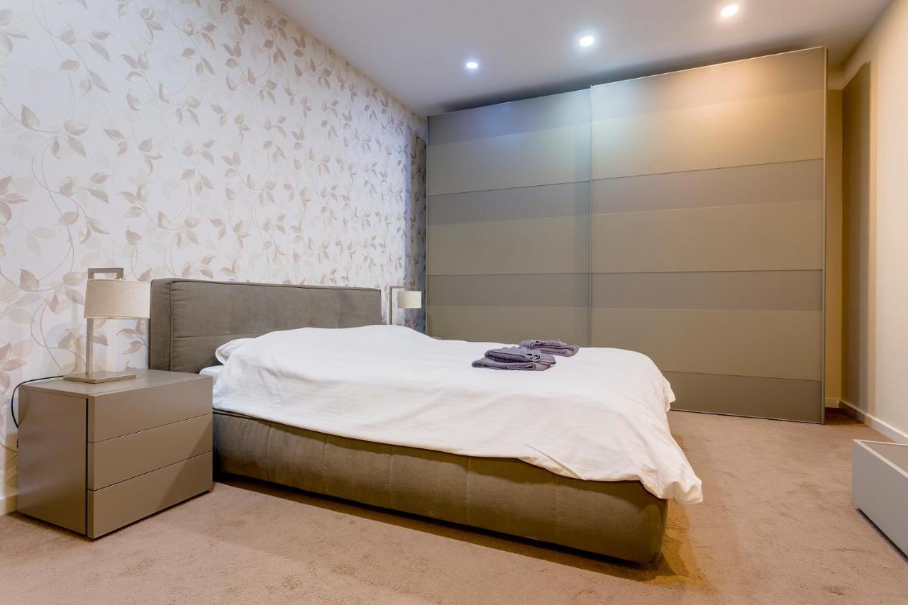 Luxury Apt W/ Side Seaviews And Pool, Top Location Sliema Exteriér fotografie