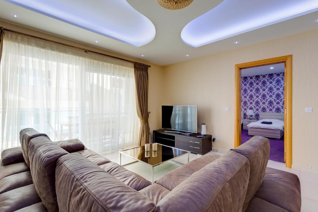 Luxury Apt W/ Side Seaviews And Pool, Top Location Sliema Exteriér fotografie